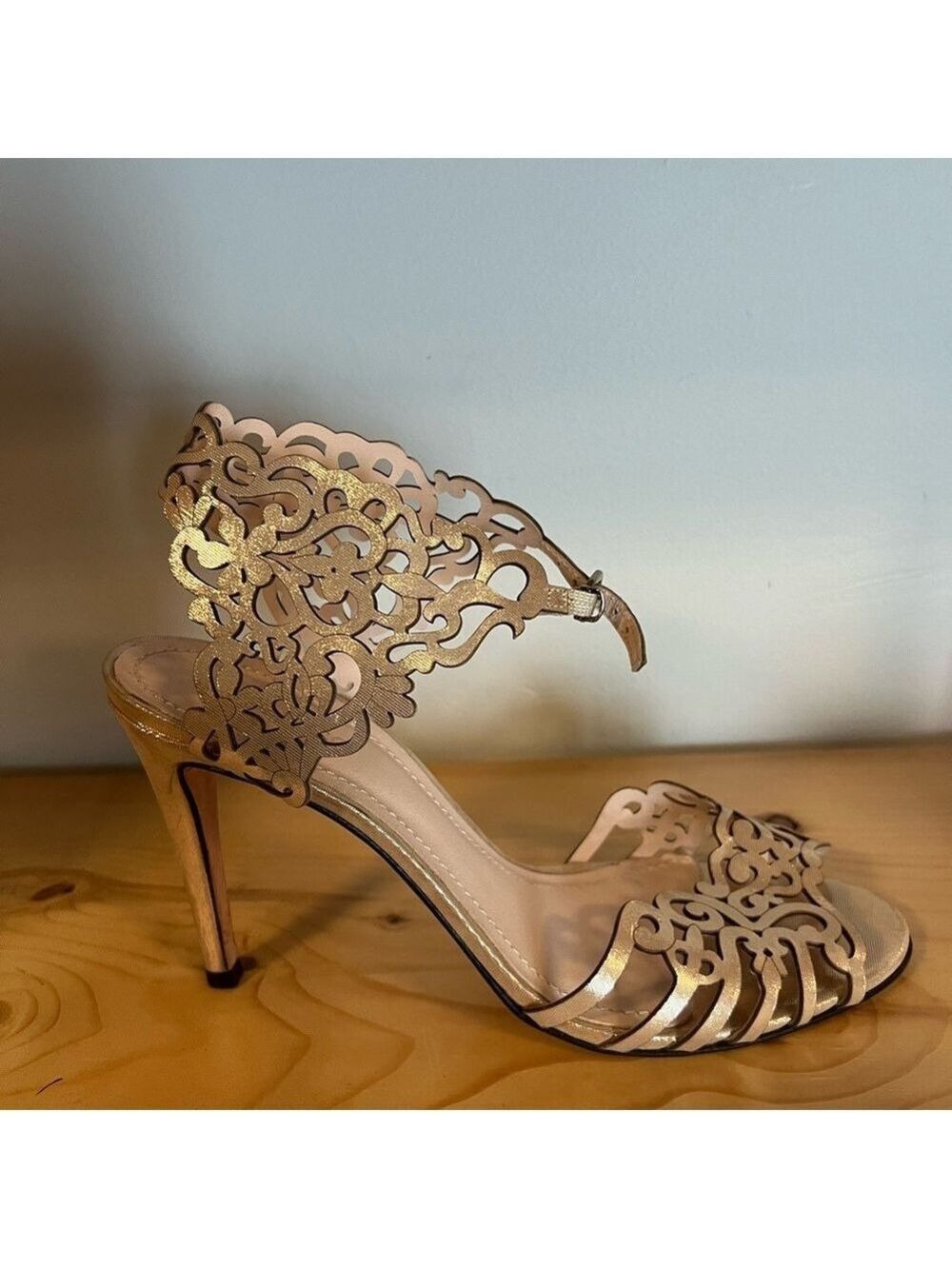 Klub Niko Laser Cut Heel - Picture 4 of 8